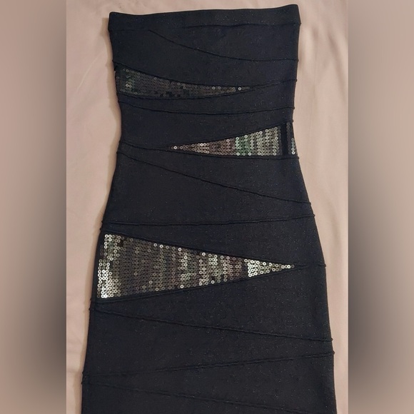 GLOW•OVER - Picture 4 of 6